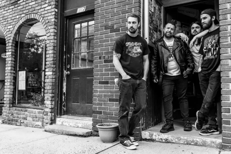 Jukebox-Romantics._TWTH._vid_TGEFM