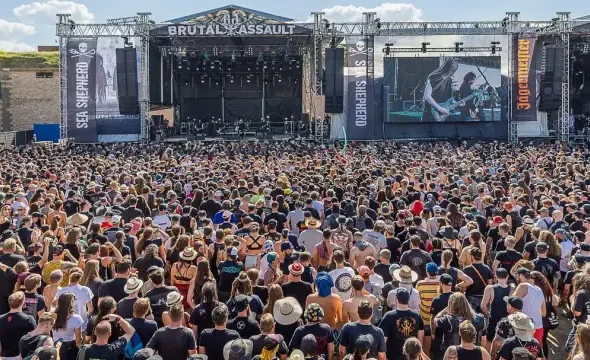 thumbnail2x-65721086357a1-brutal-assault-festival